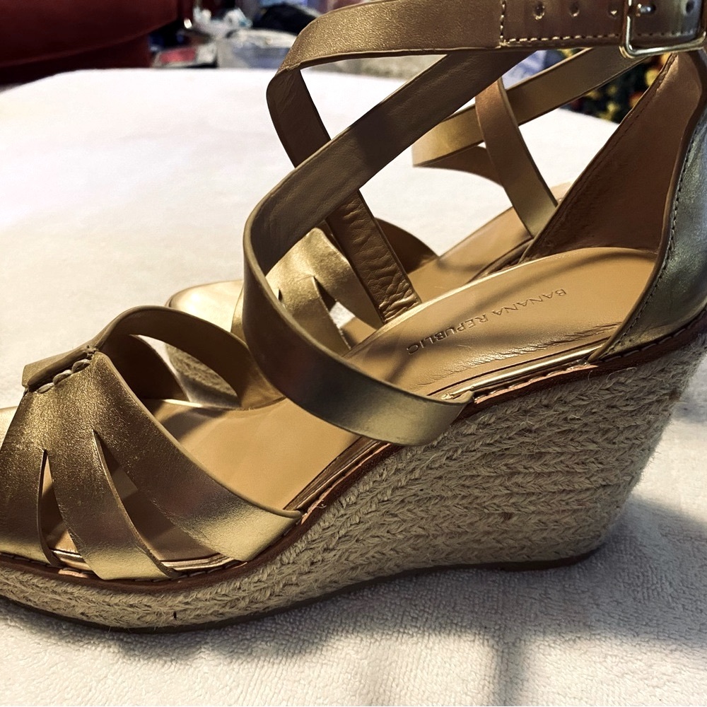 Brand New Stylish Wedges By BANANA REPUBLIC - Wedge Height 4 Inches - Box 36